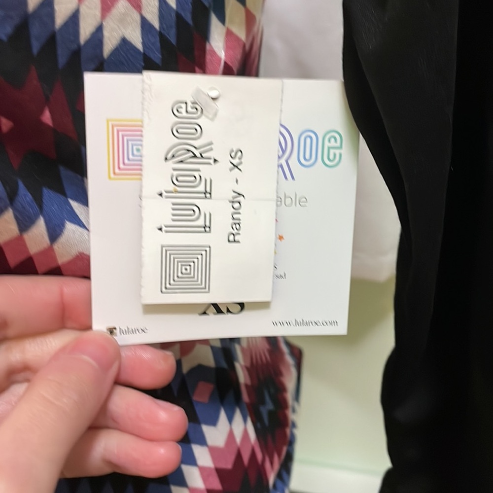 LulaRoe Randy - Picture 3 of 4